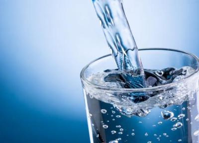 16 علت مهم برای نوشیدن آب